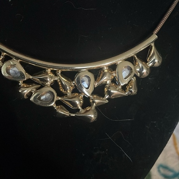 Steve Madden pink rhinestone goldtone necklaces - Picture 4 of 6